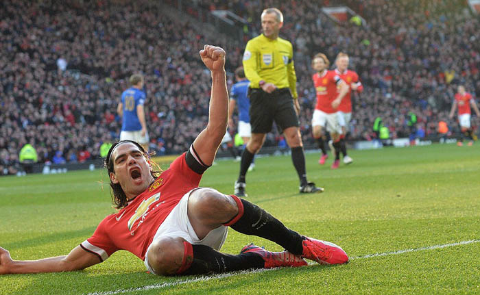 MU Gilas Leicester 3-1, Persie dan Falcao Sumbang 2 Gol